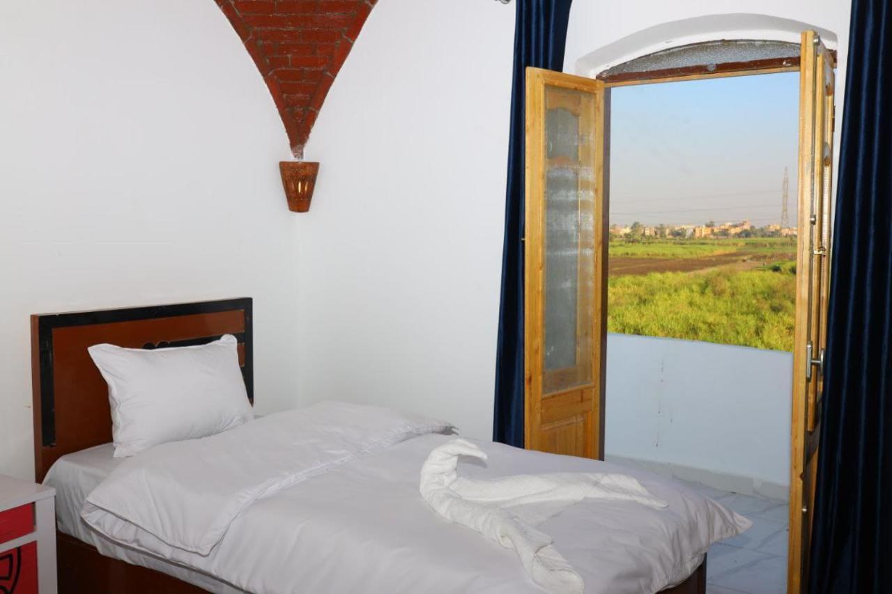 Quiet Gate Guest House Al Aqalitah Экстерьер фото