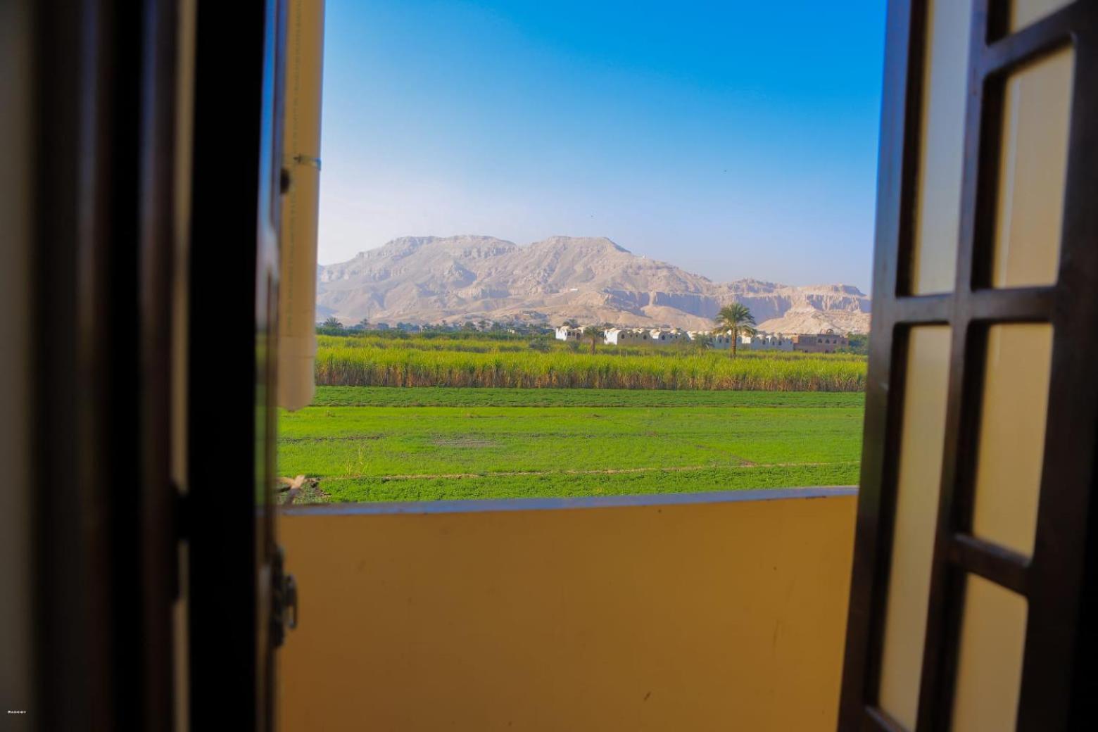 Quiet Gate Guest House Al Aqalitah Экстерьер фото