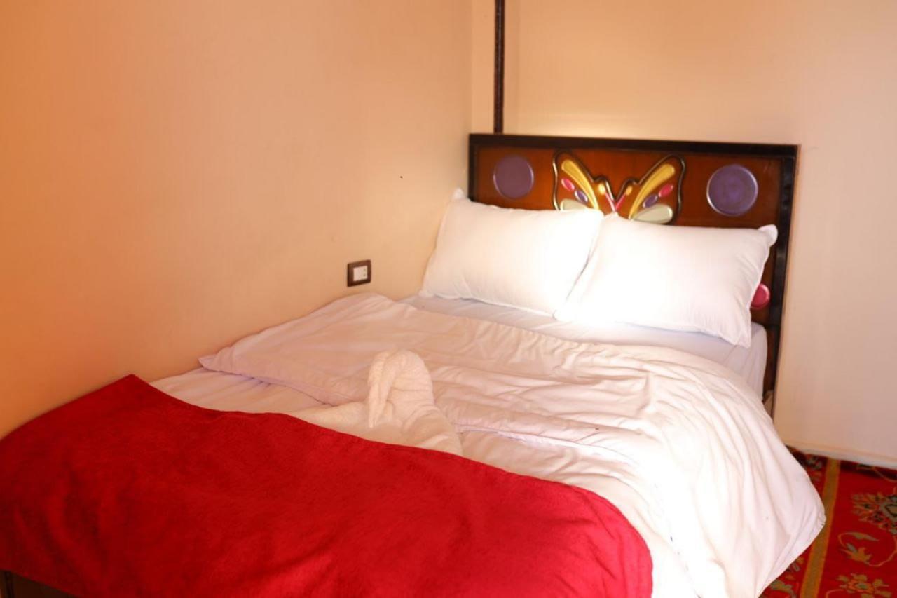 Quiet Gate Guest House Al Aqalitah Экстерьер фото