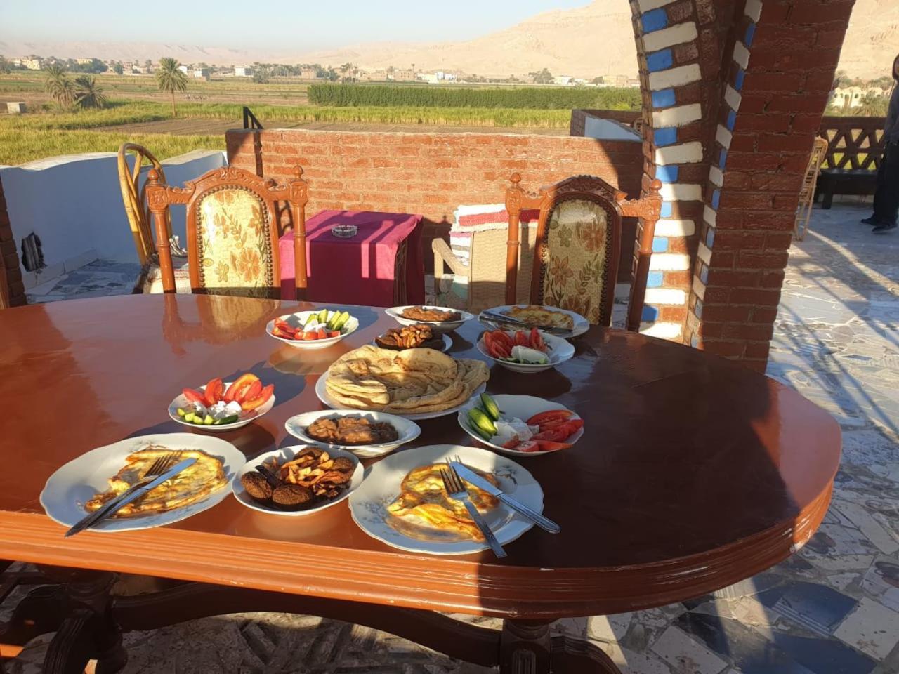 Quiet Gate Guest House Al Aqalitah Экстерьер фото